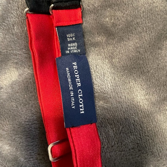 Black Silk Bow Tie - Picture 4 of 4